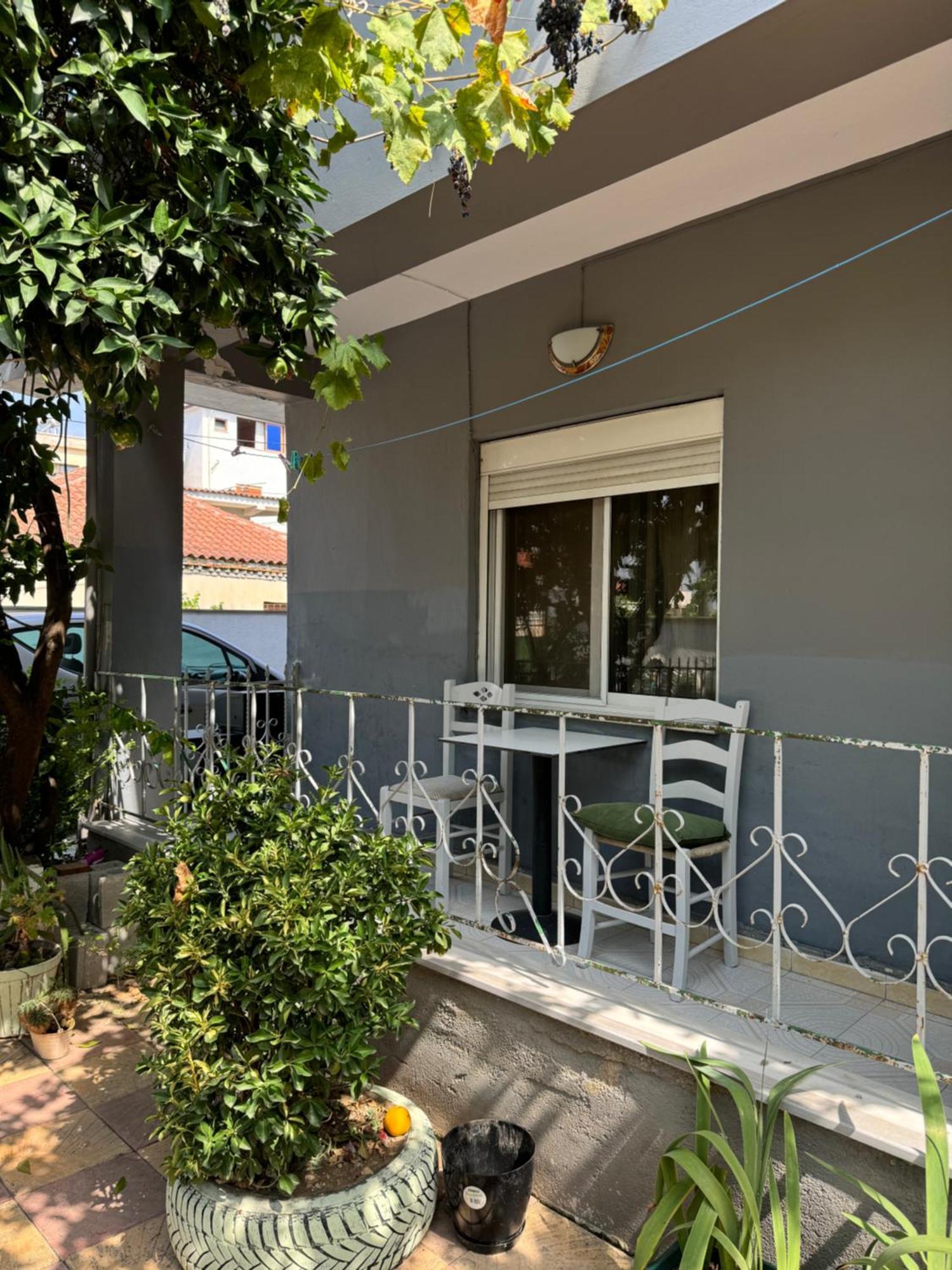 Green Door House Tirana Extérieur photo